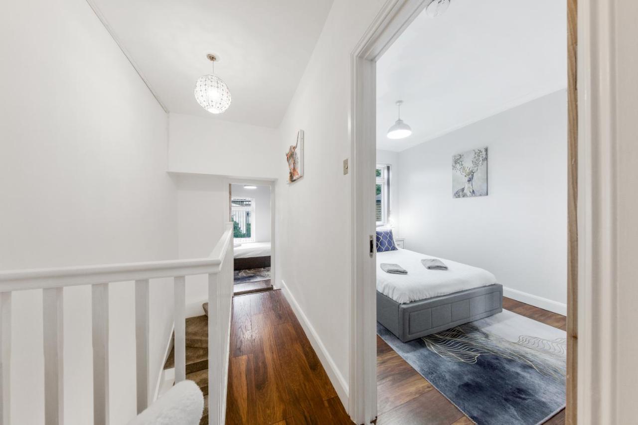 ロンドン Stunning Houseヴィラ エクステリア 写真